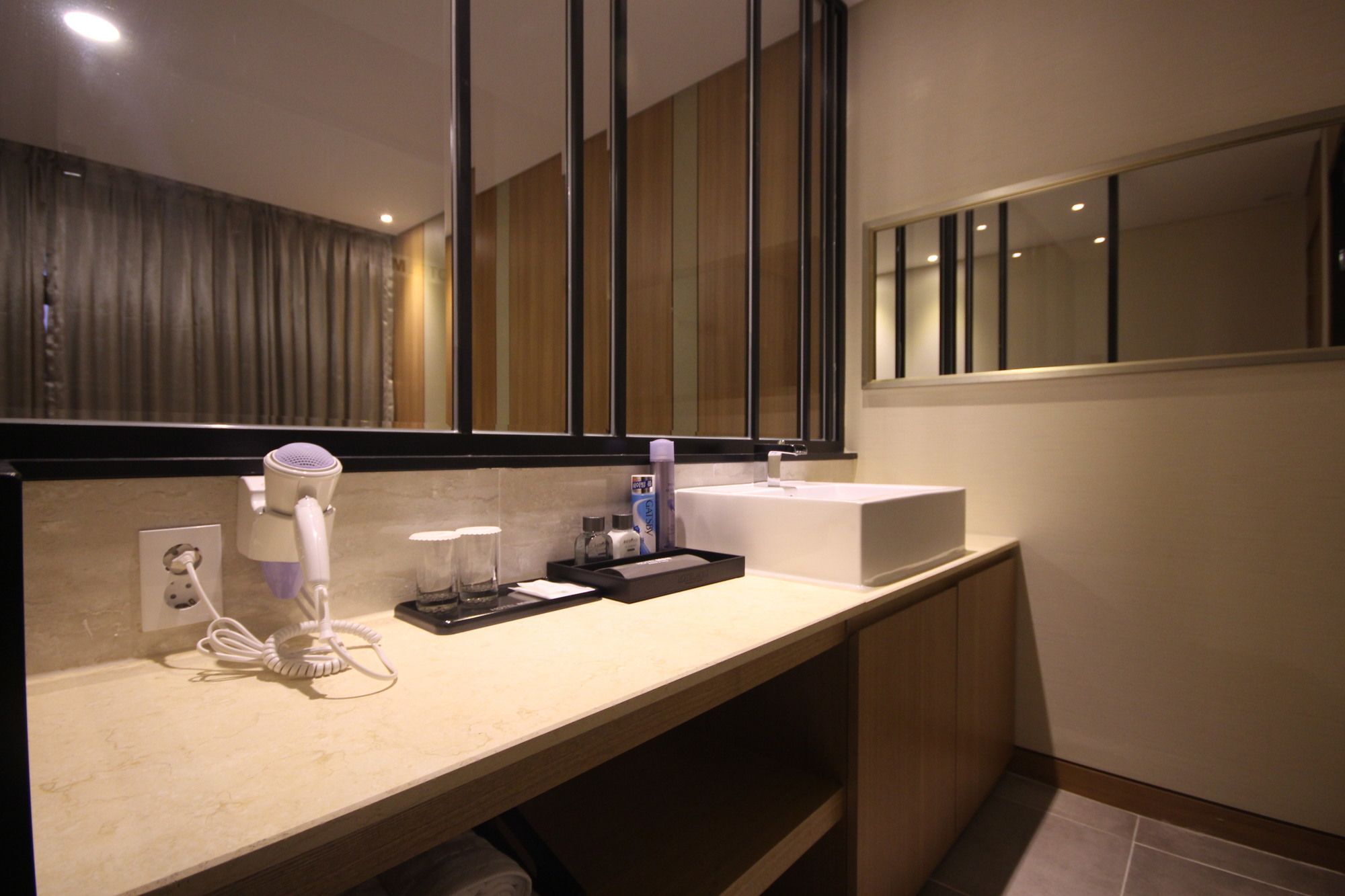 Mbn Hotel Changwon Zewnętrze zdjęcie