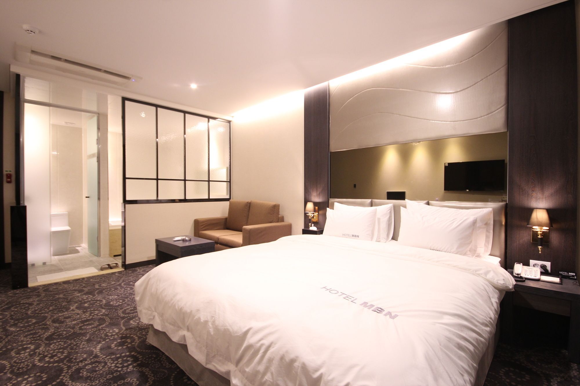Mbn Hotel Changwon Zewnętrze zdjęcie